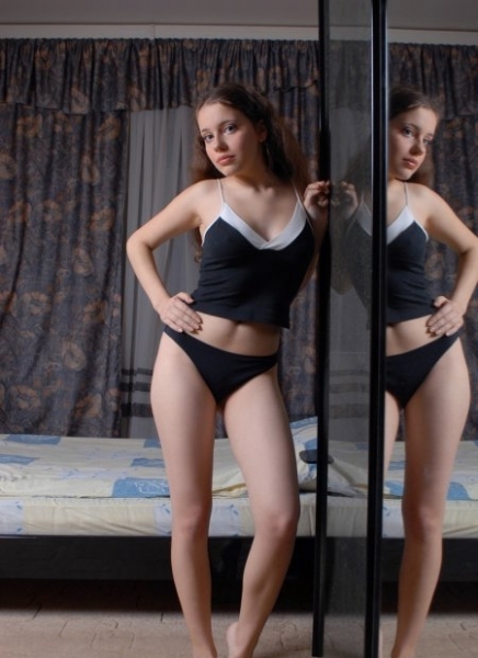 Страстная и игривая девушка ждет парня для ярких встреч и пикантных развлечений. Готова исполнить все твои сокровенные желания и подарить море положительных эмоций. Позвони, и мы откроем для себя новые грани удовольствия! 17064, 21 год